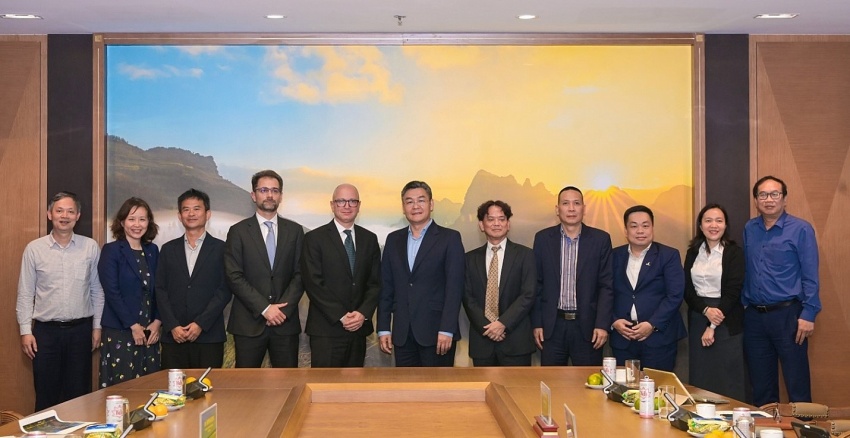 Petrovietnam and ENE Vietnam: Exploring opportunities for cooperation in the green transition Petrovietnam and ENE Vietnam: Exploring opportunities for cooperation in the green transition