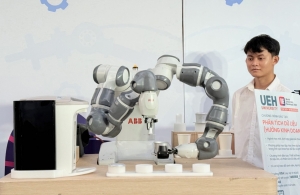 Cùng robot khám phá xu hướng nghề nghiệp của tương lai