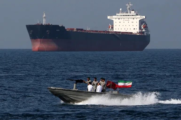 Iran bắt giữ tàu chở dầu, căng thẳng với Mỹ leo thang