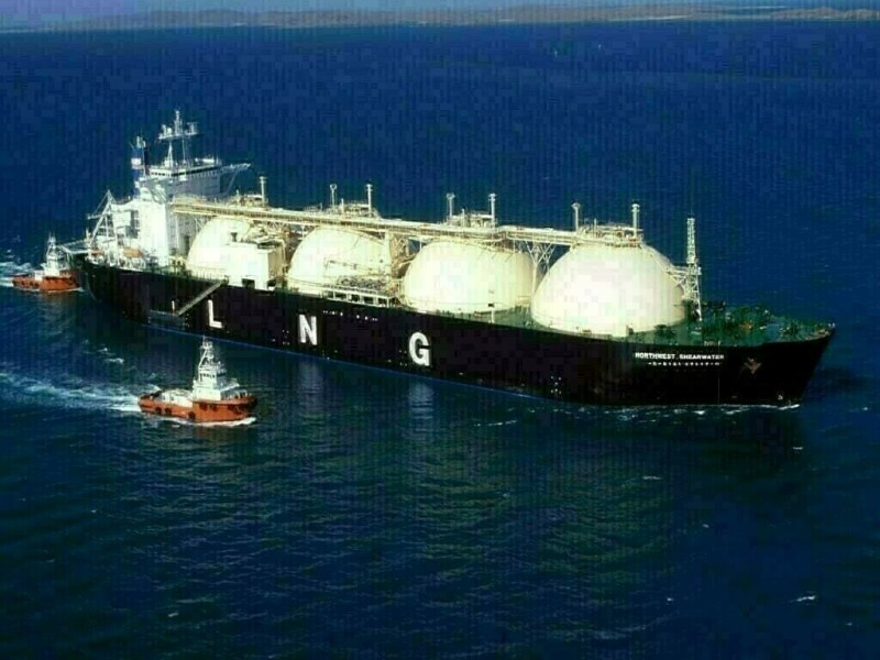 Chính sách thuế mới của ông Trump khiến giá LNG giao ngay ở châu Á xuống thấp