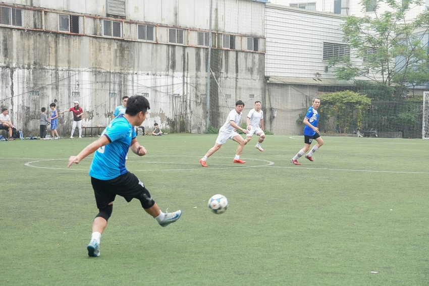 Sôi nổi Giải giao hữu bóng đá chào mừng kỷ niệm 2 năm thành lập và Đại hội Đảng bộ PVPGB