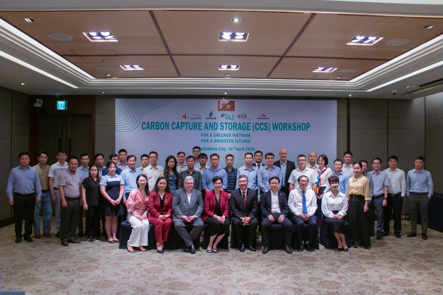 Petrovietnam cùng đối tác Canada thúc đẩy nghiên cứu pháp lý và thị trường CCS tại Việt Nam Petrovietnam cùng đối tác Canada thúc đẩy nghiên cứu pháp lý và thị trường CCS tại Việt Nam