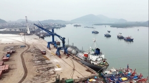 Giải pháp tăng sức cạnh tranh cho cảng biển Nghệ An