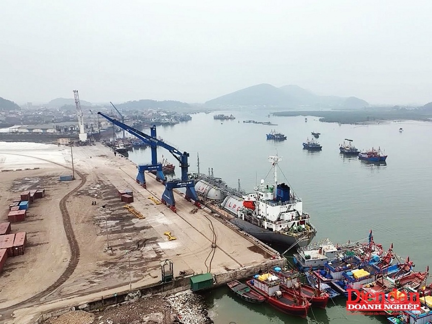 Giải pháp tăng sức cạnh tranh cho cảng biển Nghệ An