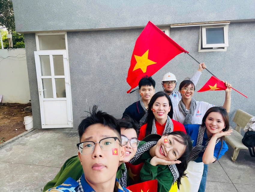 PVU chào mừng 50 năm Giải phóng miền Nam, thống nhất đất nước