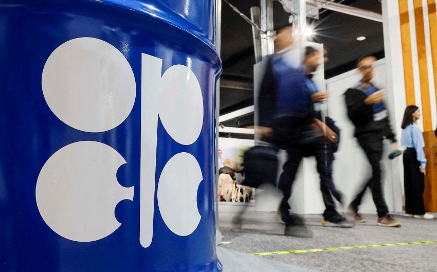 Quyết định tăng sản lượng của OPEC+ có tác động gì đến thị trường dầu mỏ toàn cầu?