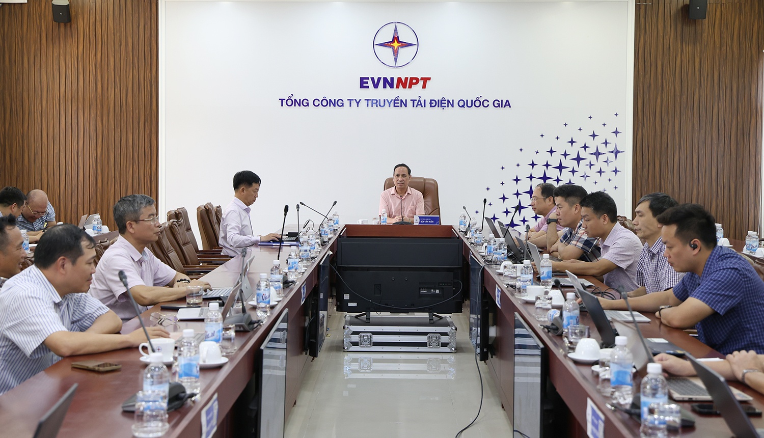 Tập trung nguồn lực đẩy nhanh tiến độ cụm dự án truyền tải giải tỏa công suất NMĐ Nhơn Trạch 3, 4