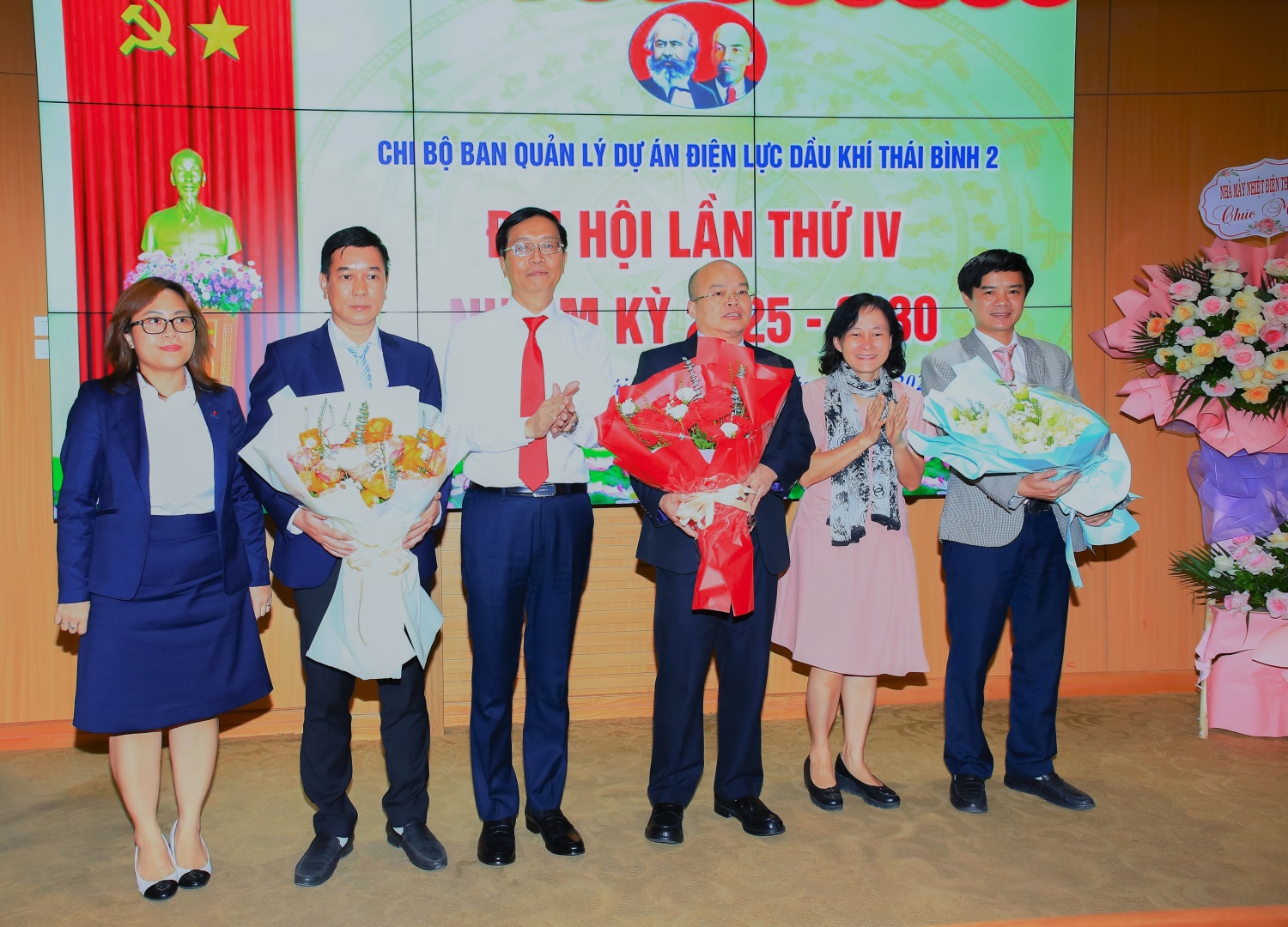 Chi bộ Ban QLDA ĐLDK Thái Bình 2: Phát huy tinh thần "một đội ngũ, một mục tiêu", sẵn sàng nhận nhiệm vụ mới