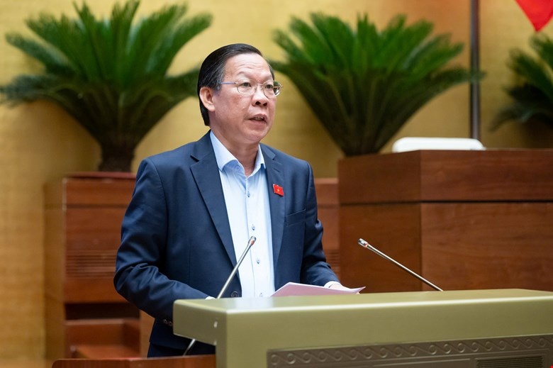 Đề xuất giảm thuế VAT đối với xăng dầu đến hết năm 2026