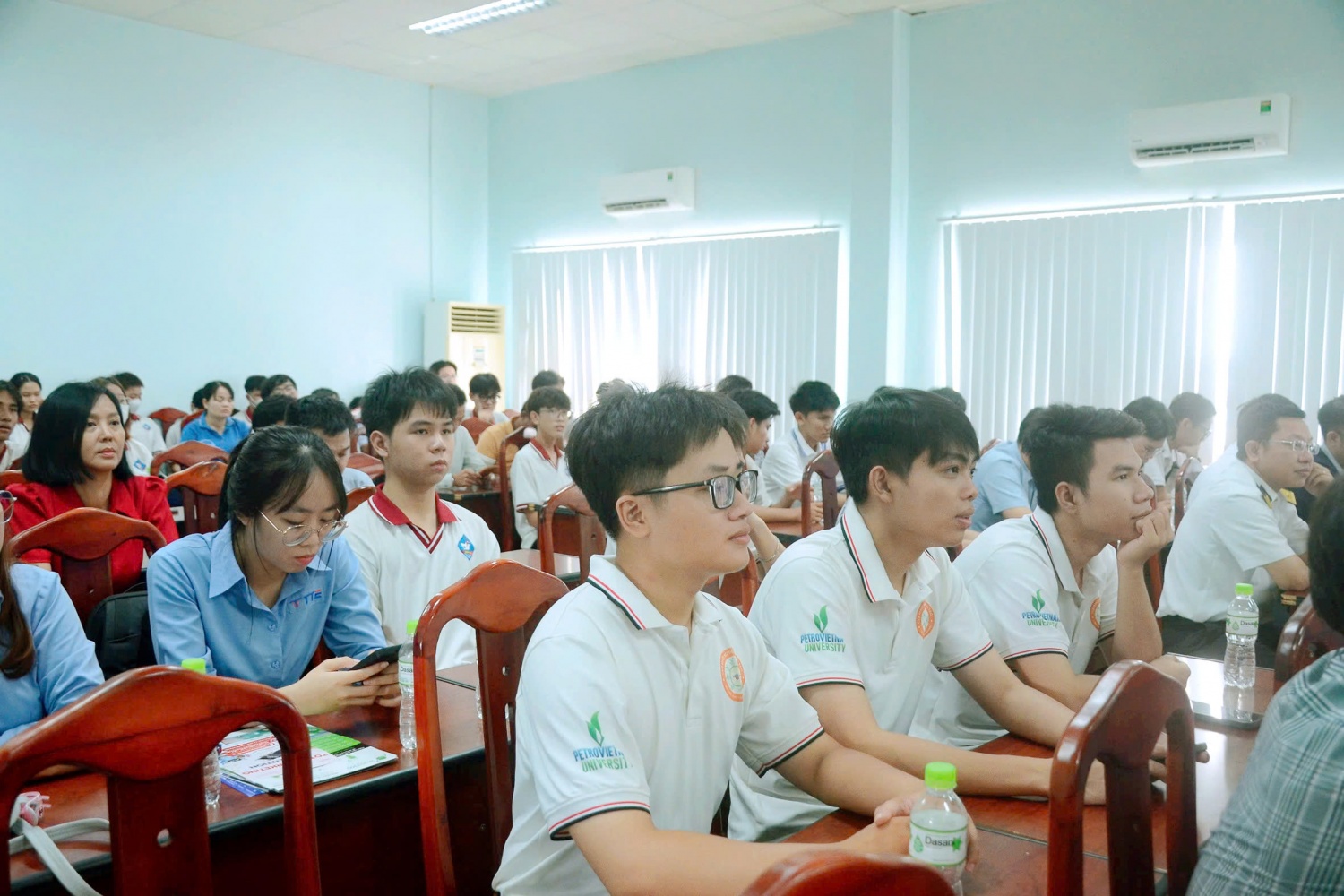 PVU - Khơi nguồn sáng tạo với AI trong kỷ nguyên số