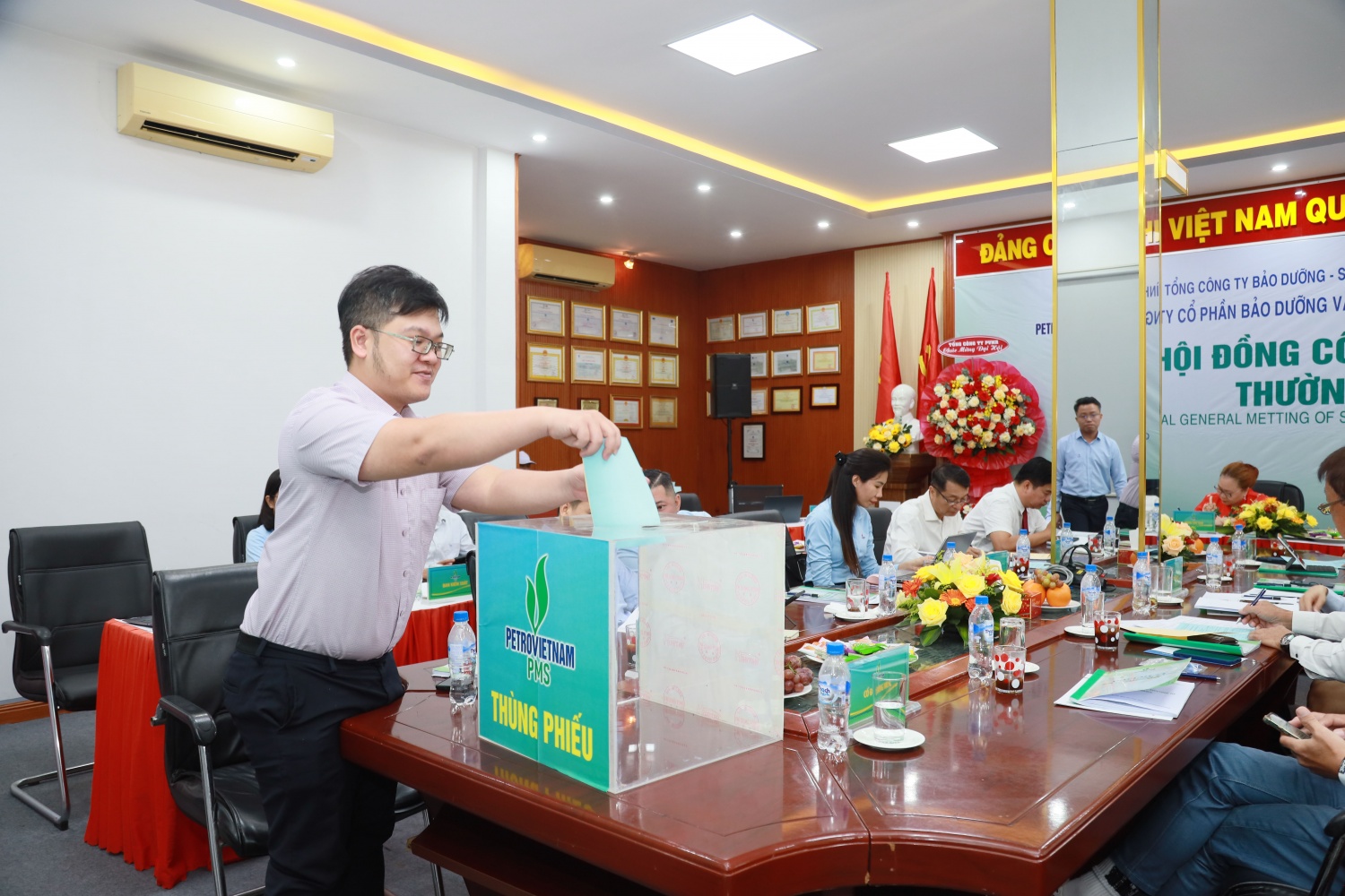 Tăng cường mở rộng thị trường, đầu tư hạ tầng và ứng dụng khoa học công nghệ