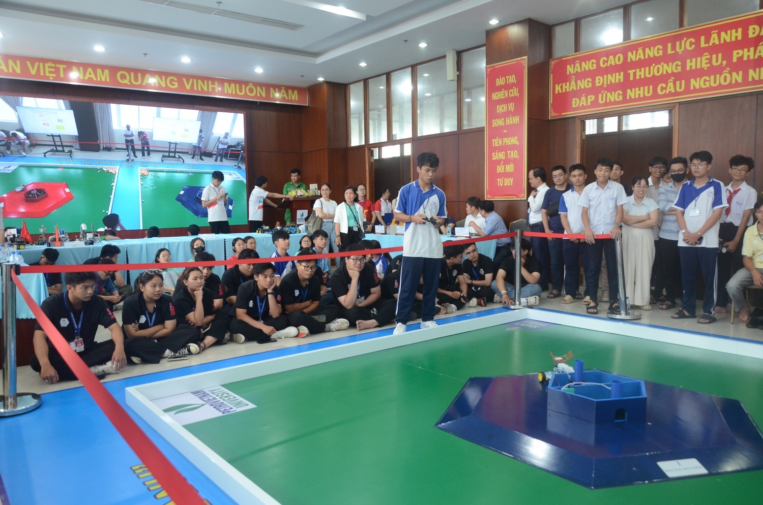 Sáng tạo Rô bốt PVU 2025: Hành trình bảo vệ biển - Vì một môi trường xanh