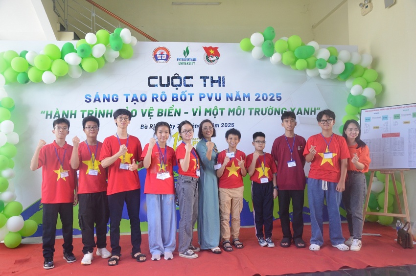 Rô bốt PVU 2025: Hành trình bảo vệ biển – Vì một môi trường xanh Sáng tạo Rô bốt PVU 2025: Hành trình bảo vệ biển - Vì một môi trường xanh