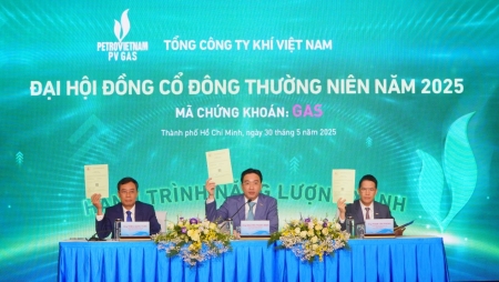 Cổ đông ấn tượng với kết quả SXKD và tin tưởng vào triển vọng phát triển bền vững của PV GAS