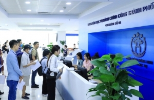 Hà Nội tiếp nhận hồ sơ trực tuyến liên quan đến đất đai: Người dân hưởng lợi gì?