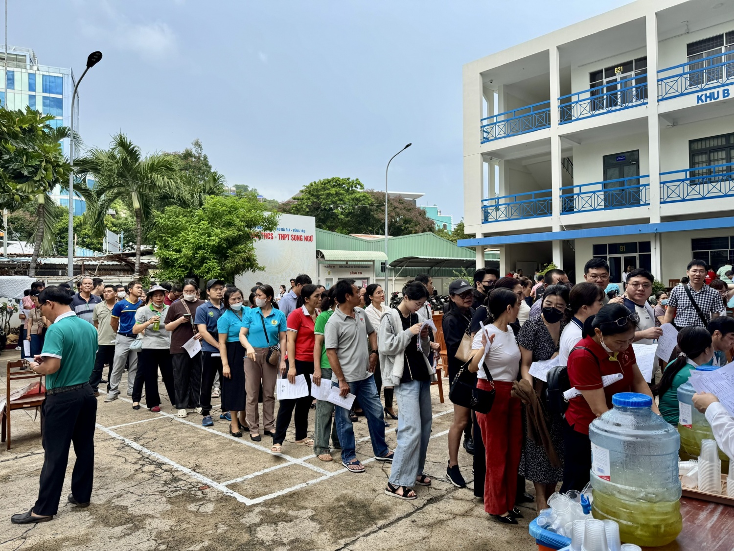 Công đoàn Vietsovpetro hưởng ứng Chương trình hiến máu “Nhiệt huyết người Dầu khí”