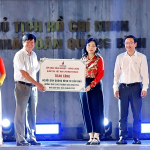 Petrovietnam trao tặng 10 căn nhà tình nghĩa nhân Tuần lễ Biển và Hải đảo Việt Nam 2025