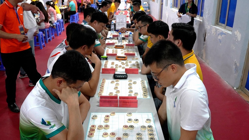 3 môn thi đấu ngay sau Lễ khai mạc bao gồm Kéo co Nam, Nữ, cờ vua và cờ tướng 3 môn thi đấu ngay sau Lễ khai mạc bao gồm Kéo co Nam, Nữ, cờ vua và cờ tướng