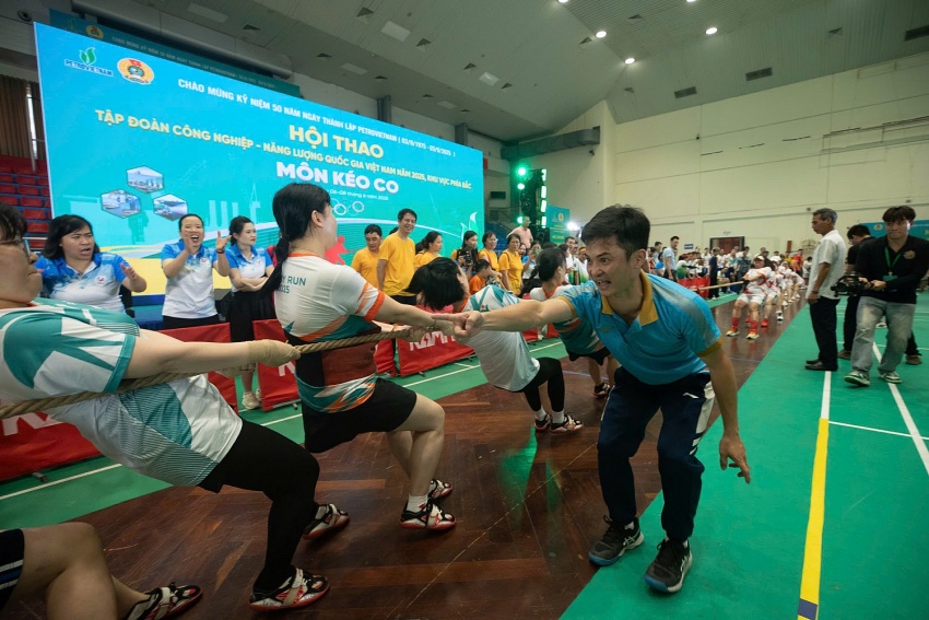 Tinh thần đoàn kết, nhiệt huyết được huấn luyện viên Hòa chung cảm xúc tại Hội thao Petrovietnam khu vực phía Bắc năm 2025