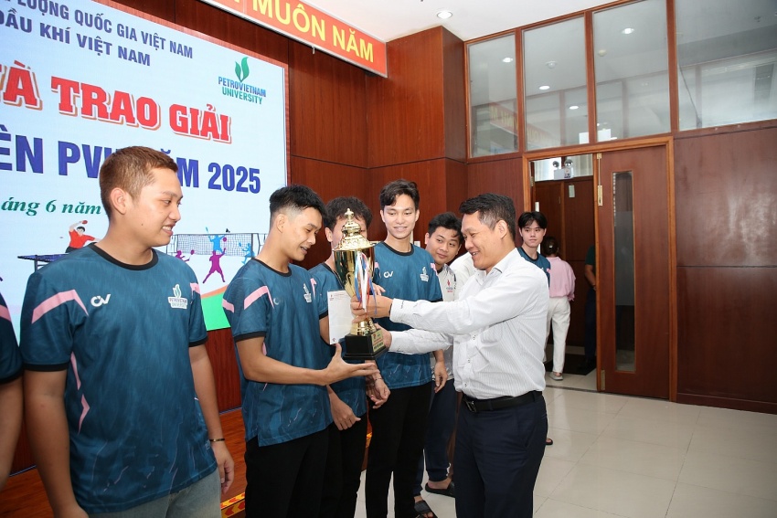 Sôi động Hội thao Sinh viên PVU 2025: Dấu ấn tuổi trẻ, gắn kết và phát triển toàn diện
