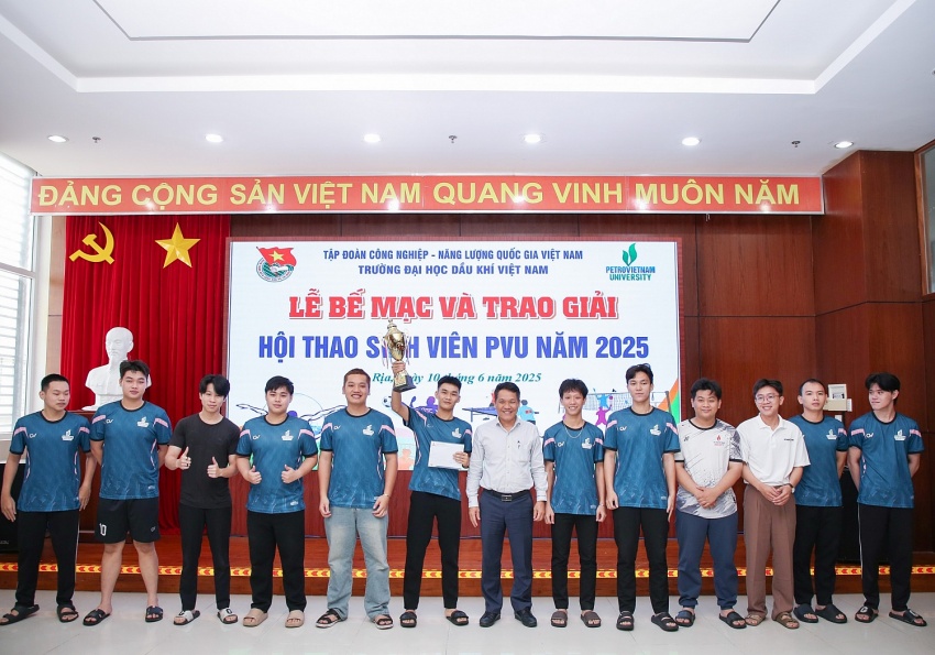 Sôi động Hội thao Sinh viên PVU 2025: Dấu ấn tuổi trẻ, gắn kết và phát triển toàn diện