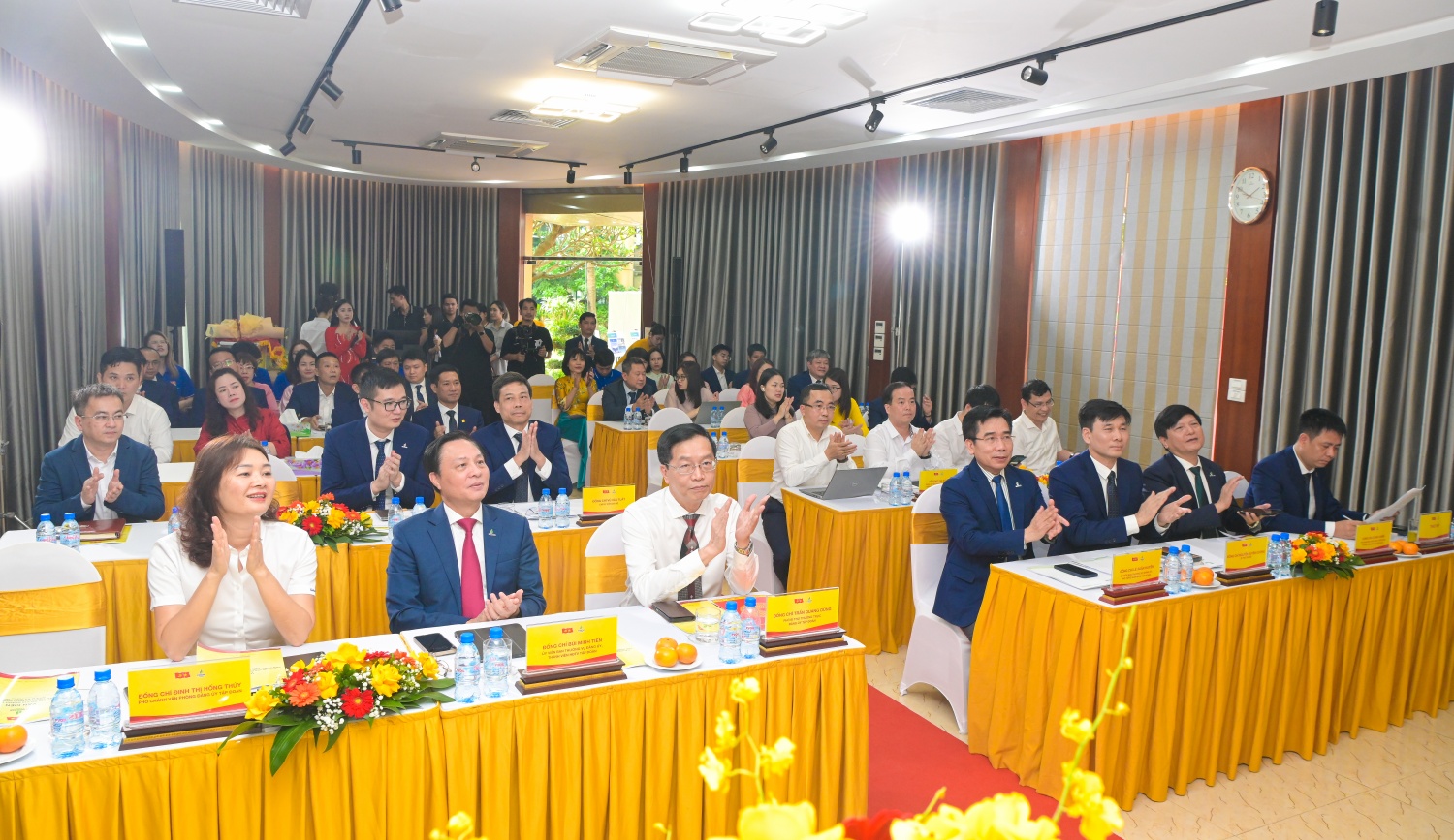 Các đại biểu dự Đại hội