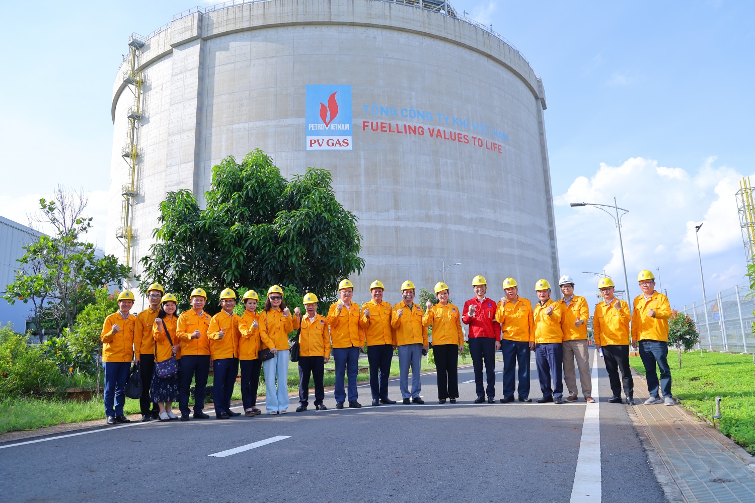 Đoàn công tác Đảng ủy Chính phủ thăm và làm việc tại kho cảng PV GAS Vũng Tàu