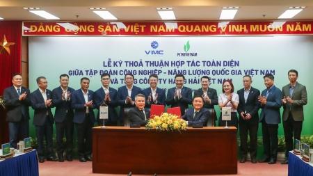 Petrovietnam và VIMC tăng cường liên kết, thúc đẩy phát triển kinh tế biển