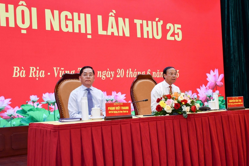 Đánh giá toàn diện tình hình 6 tháng đầu năm, chuẩn bị cho mô hình chính quyền 2 cấp