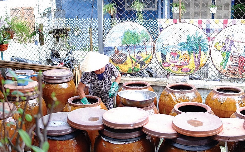 Đánh thức vị trăm năm