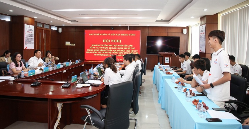 PVU nâng cao chất lượng giáo dục lý luận chính trị, bồi dưỡng thế hệ công dân ưu tú