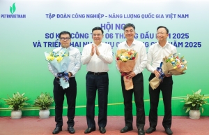 Petrovietnam biểu dương các đơn vị xuất sắc trong sản xuất kinh doanh 6 tháng đầu năm