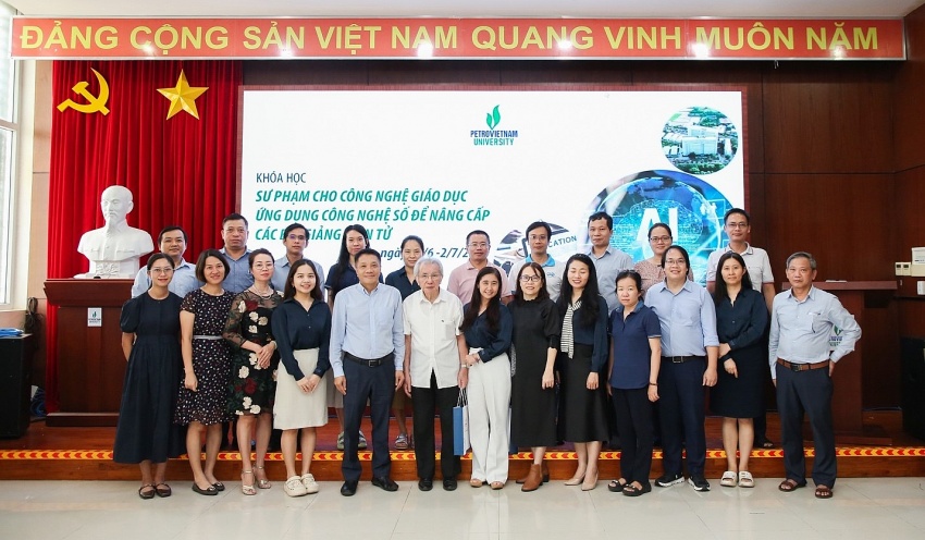 PVU tổ chức thành công khóa đào tạo nâng cao kỹ năng ứng dụng công nghệ số trong giảng dạy