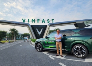 Dùng 2 đời VinFast VF 9, chủ xe đánh giá: “Xe VinFast ngày càng hoàn thiện và tốt hơn”