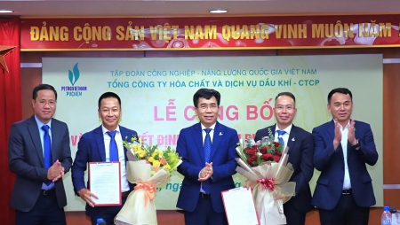[VIDEO] PVChem công bố và trao quyết định bổ nhiệm hai Phó Tổng Giám đốc