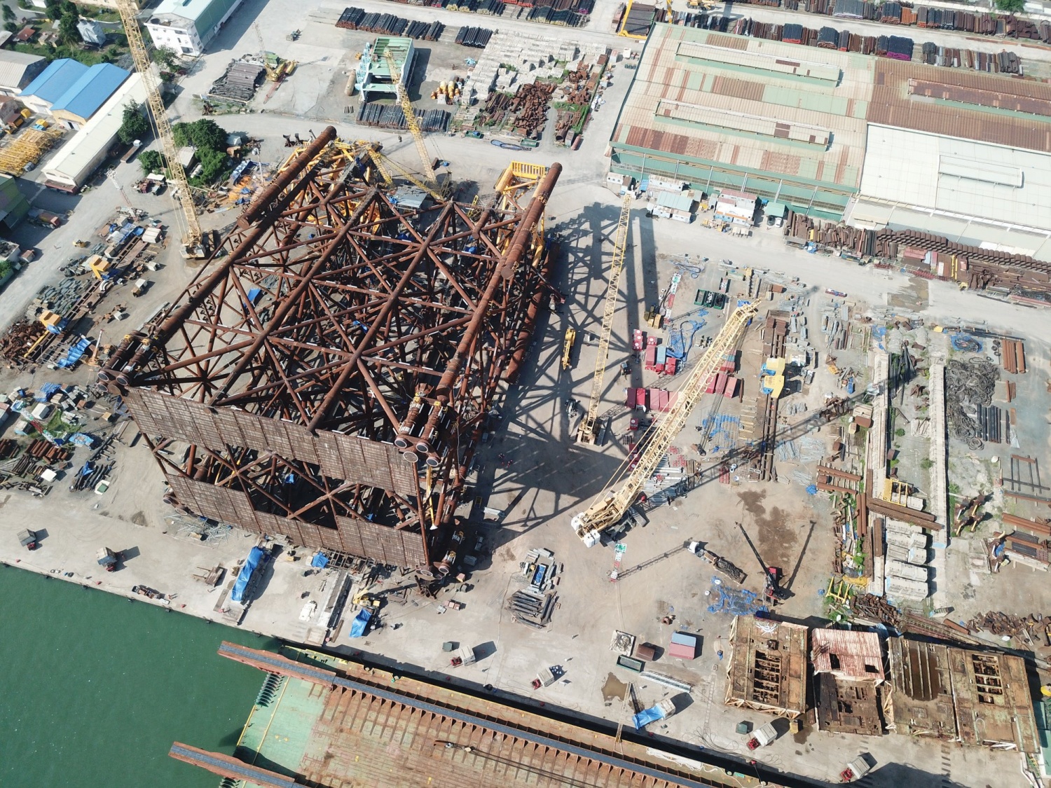 Xí nghiệp Xây lắp (Vietsovpetro): Khẳng định vị thế trong lĩnh vực chế tạo công trình dầu khí