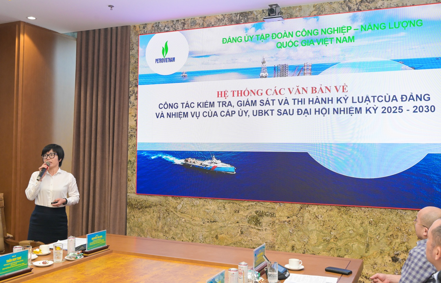 Petrovietnam tổng kết công tác kiểm tra, giám sát và thi hành kỷ luật Đảng nhiệm kỳ 2020–2025, định hướng nhiệm vụ giai đoạn 2025–2030 Petrovietnam tổng kết công tác kiểm tra, giám sát và thi hành kỷ luật Đảng nhiệm kỳ 2020–2025, định hướng nhiệm vụ giai đoạn 2025–2030