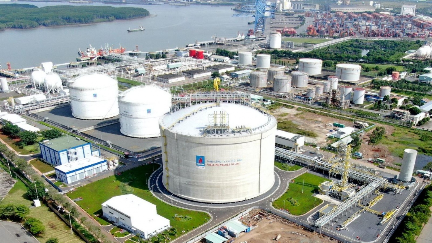 Bài 6: Cơ chế tài chính xanh và bảo lãnh tín dụng: “Chìa khóa” thu hút vốn vào các dự án LNG và điện gió ngoài khơi