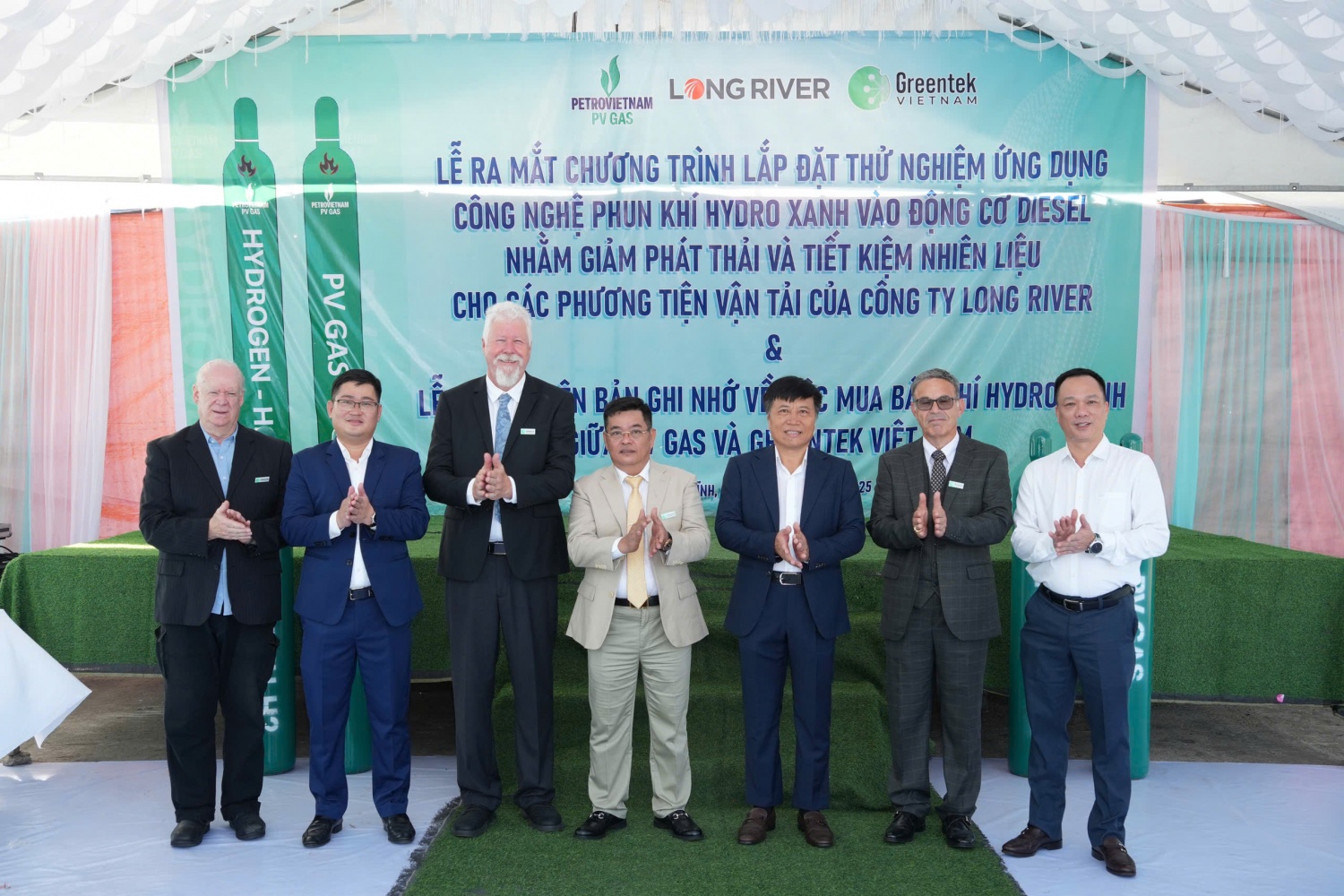 Lần đầu tiên công nghệ phun khí hydro xanh vào động cơ diesel ứng dụng thành công trong thực tế tại Việt Nam