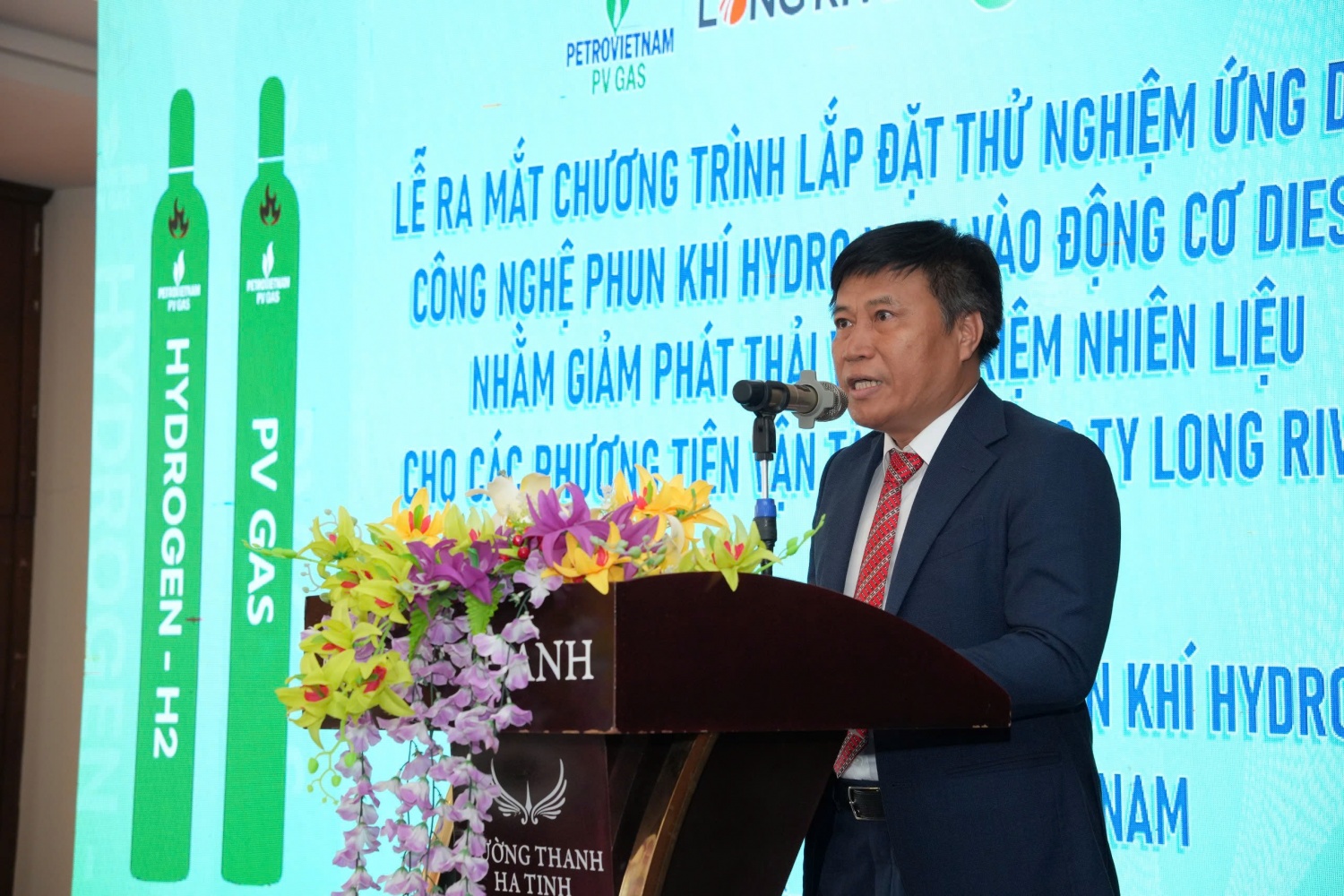 Lần đầu tiên công nghệ phun khí hydro xanh vào động cơ diesel ứng dụng thành công trong thực tế tại Việt Nam