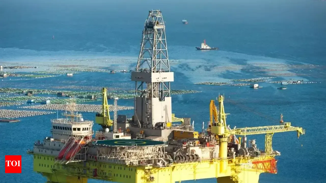 Ấn Độ phát động chiến dịch khai thác dầu quy mô lớn ngoài khơi
