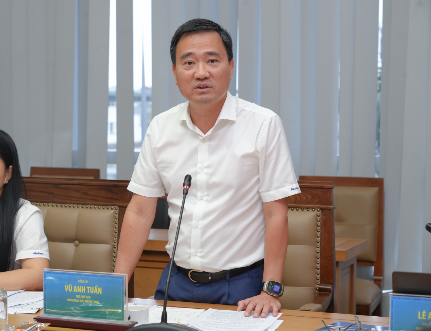 Nâng cao hiệu quả công tác tuyên truyền, giáo dục chính trị, tư tưởng, pháp luật trong NLĐ Petrovietnam