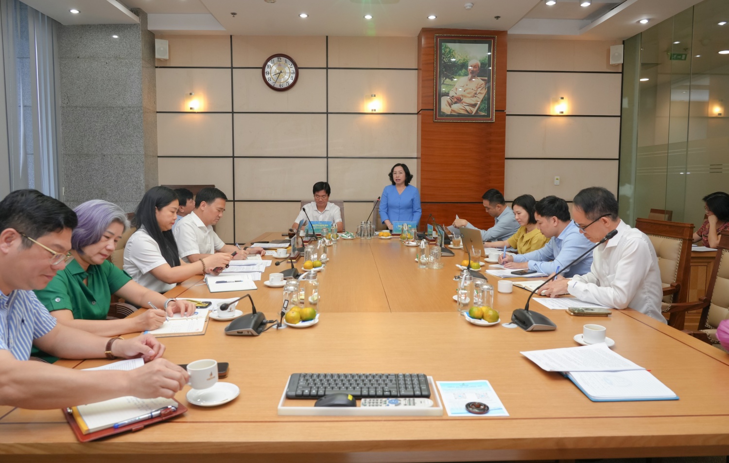 Nâng cao hiệu quả công tác tuyên truyền giáo dục chính trị, tư tưởng, phát luật trong NLĐ Petrovietnam