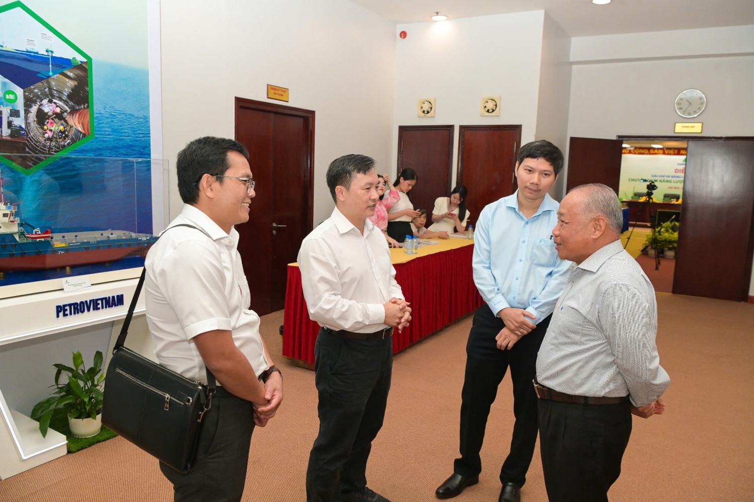 Diễn đàn Dầu khí và Năng lượng 2025: Thúc đẩy hình thành hệ sinh thái năng lượng an toàn, hội nhập