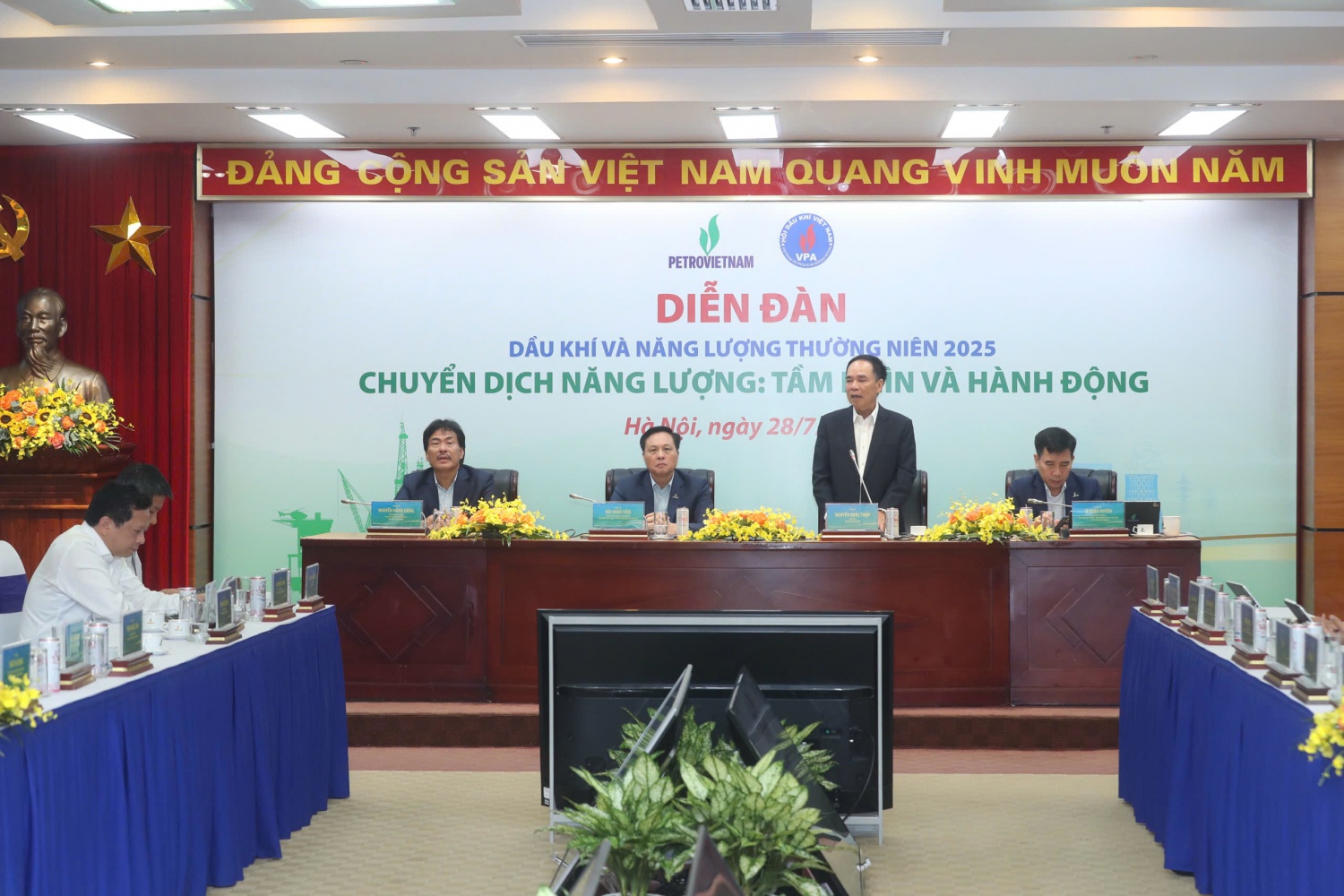 Khơi thông nguồn lực cho chuyển dịch năng lượng của đất nước