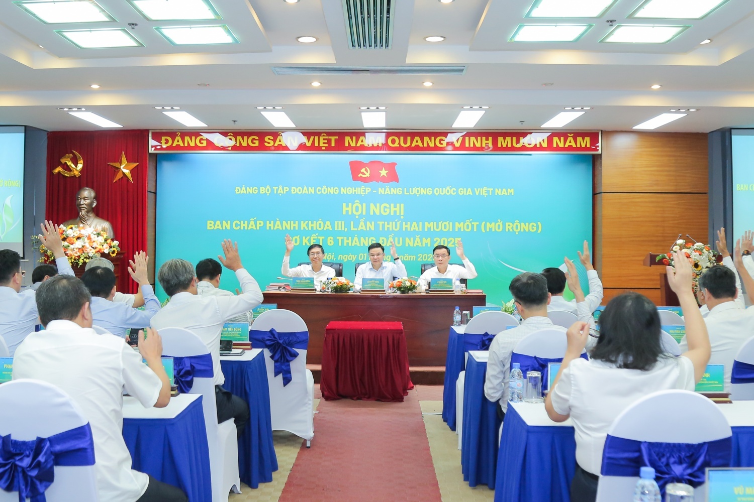 Hội nghị BCH Bộ khóa III lần thứ 21 quyết định nhiều vấn đề quan trọng