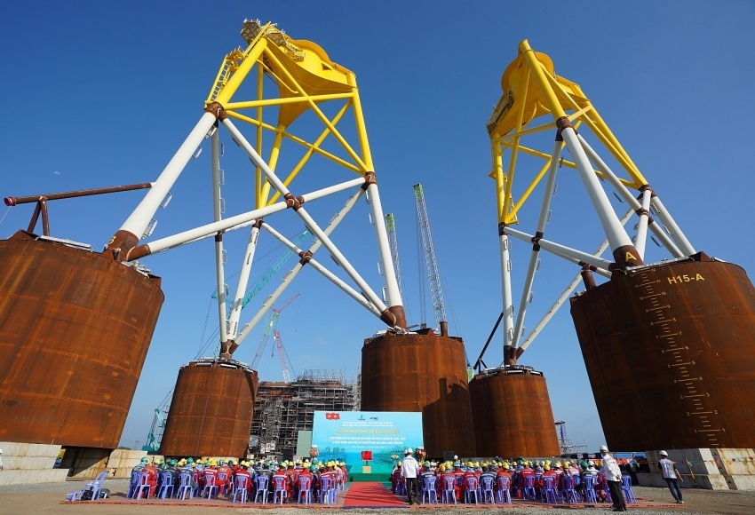 Không khí chào mừng Đại hội Đảng bộ Tập đoàn Công nghiệp - Năng lượng Quốc gia Việt Nam lần thứ IV, nhiệm kỳ 2025-2030