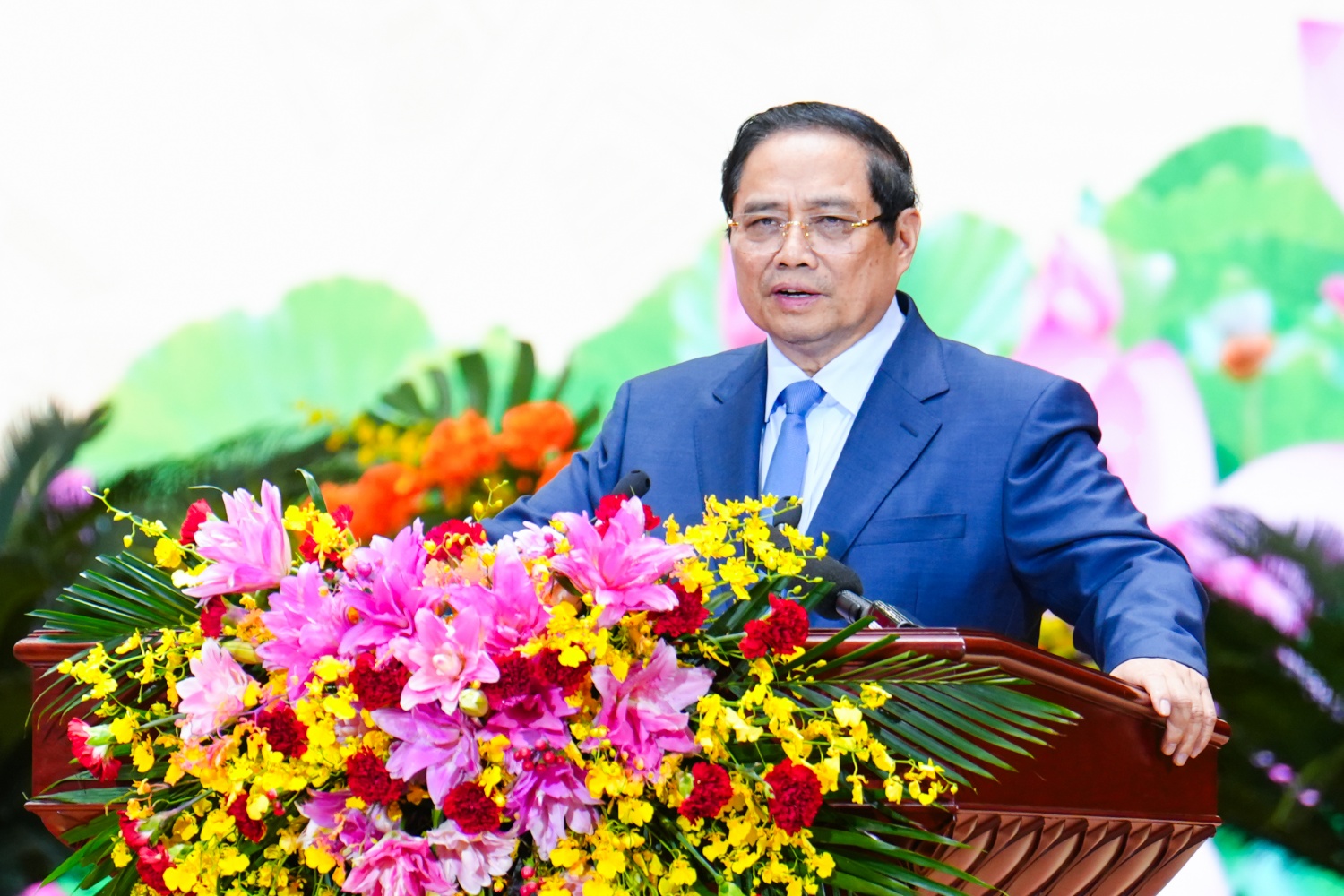 Phát triển Tập đoàn có tiềm lực mạnh, quản trị hiện đại, năng lực cạnh tranh cao, tiên phong trong chuyển dịch năng lượng và tăng trưởng xanh bền vững