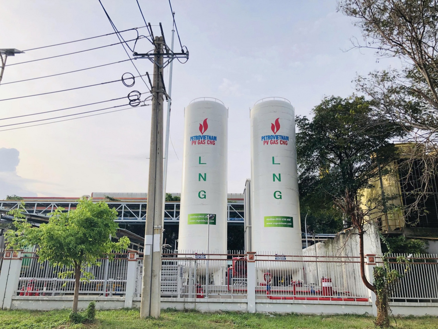 Trạm cấp khí LNG Tôn Đông Á