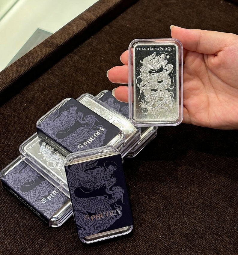 Bạc, lithium, cobalt và đất hiếm - Kim loại nào không thể thay thế?